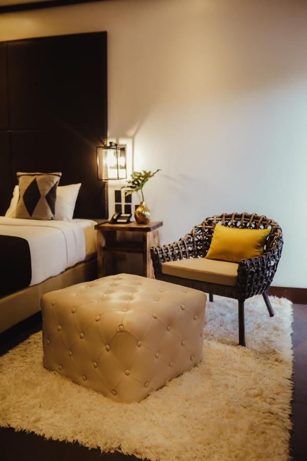 The Bourke Hotel Davao Ngoại thất bức ảnh